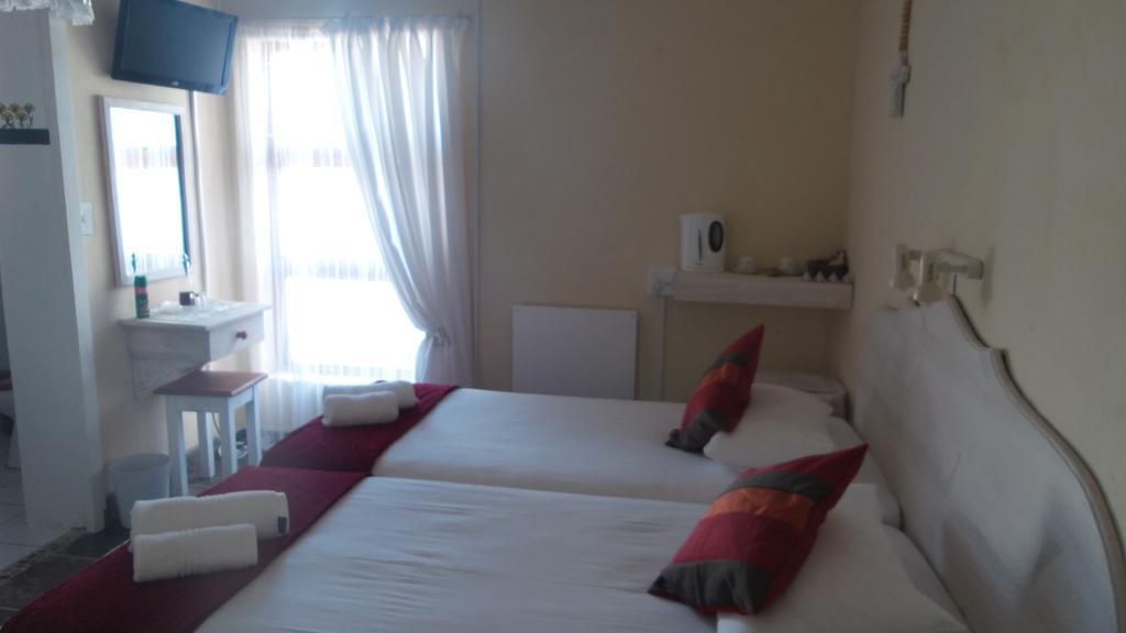 Sir Lambert'S Guesthouse Lambert's Bay Room photo